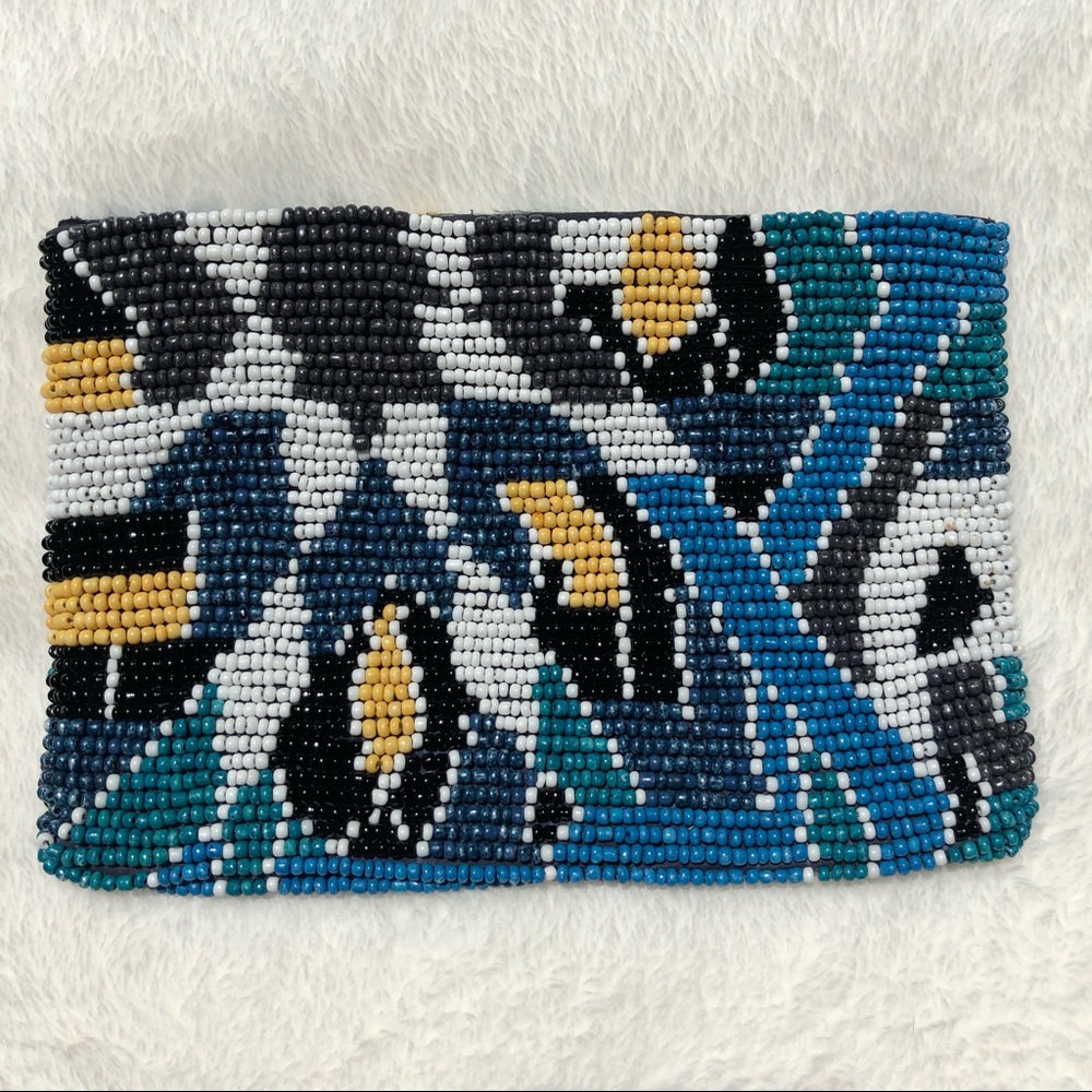 NWOT Beaded clutch